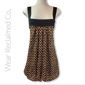 LE CHATEAU Black & Gold Bubble Hem Dress